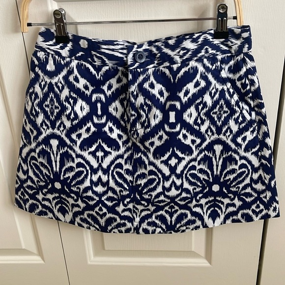 Tori Richard Dresses & Skirts - Mini skirt from Tori Richard in size 6